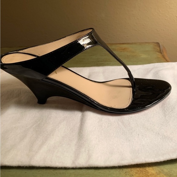 Prada sandals barely used - Picture 3 of 5
